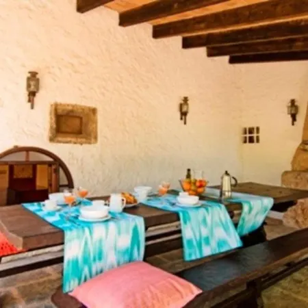 Maison d'hôtes Finca Rafalet - Country House For 8 People In
